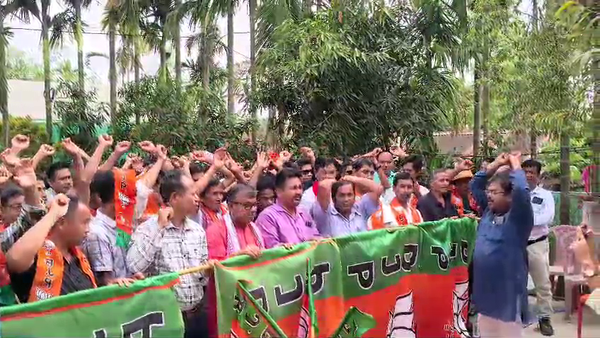 বোধজংনগরে মথা শিবিরে ধ্বস,   বিজেপিতে মথার ২৭৩ ভোটার।