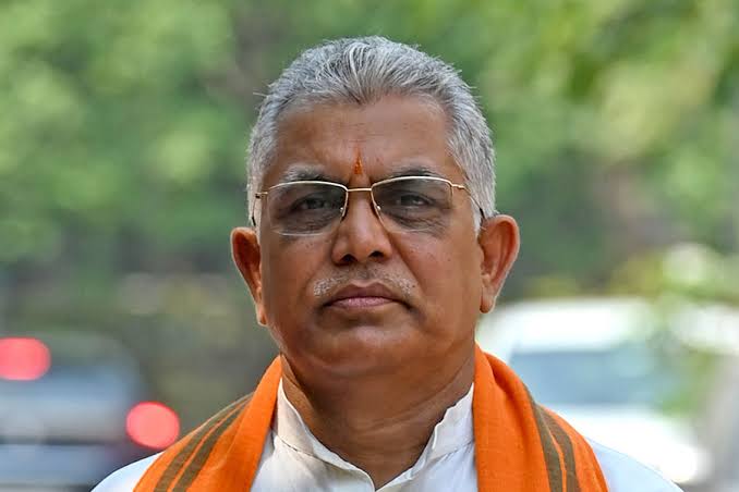 তৃণমূল কংগ্রেস একটি নাটকের দল -   দিলীপ ঘোষ