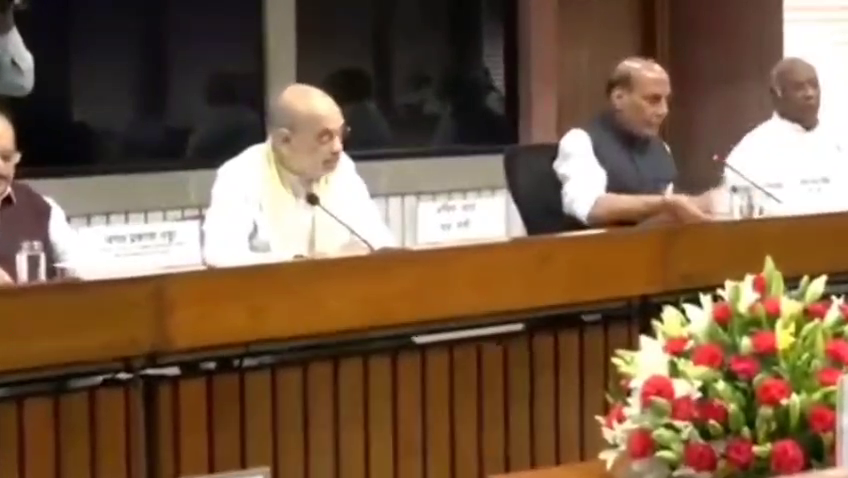 হামলা হলে ফের প্রত্যাঘাত হবে - প্রতিরক্ষামন্ত্রী রাজনাথ সিং